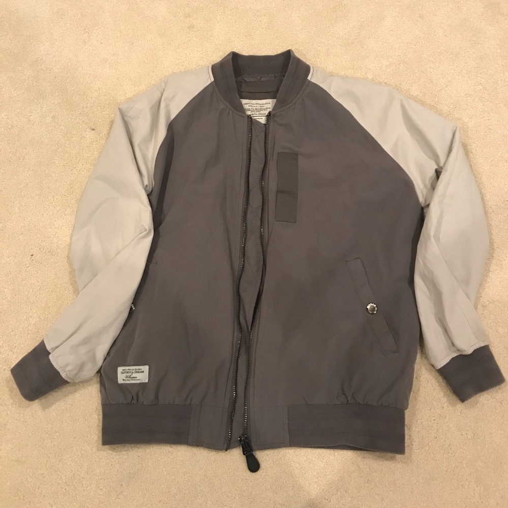 Vintage-inspired Bomber Jacket